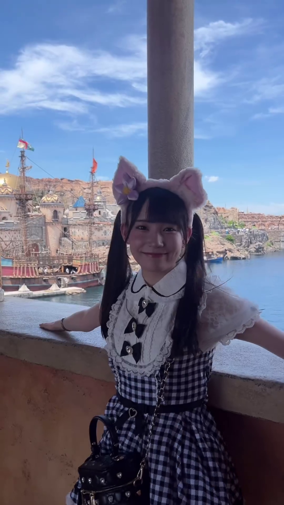 ディズニーを楽しむ大村杏さんが可愛い【クッキーアン】