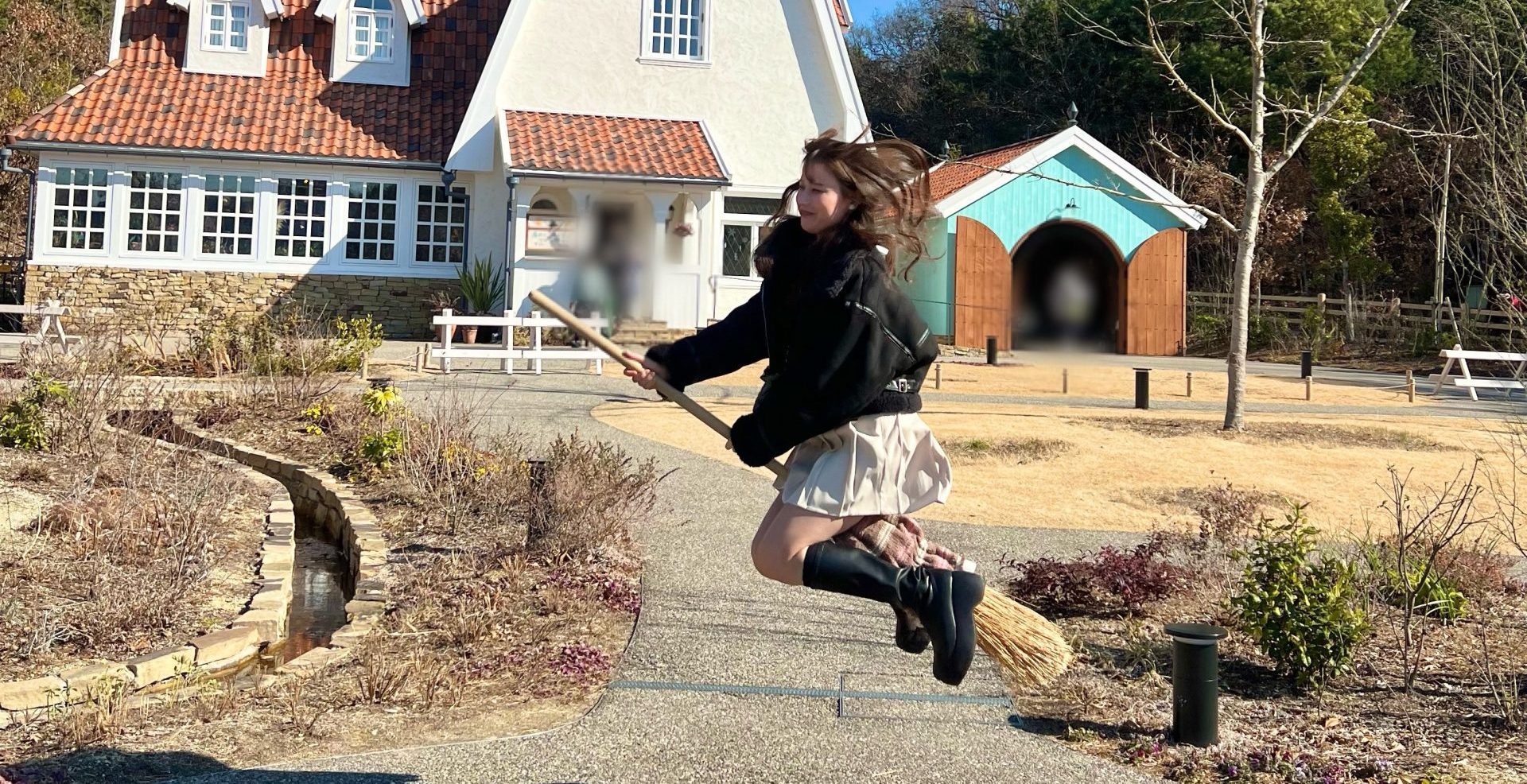 西井美桜さん「空飛べたよ！！！🧙‍♂️🧹」