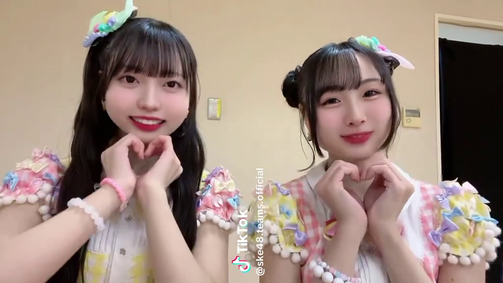 くるりいなが可愛すぎる動画！！（杉本りいな、森本くるみさん）【TikTok】