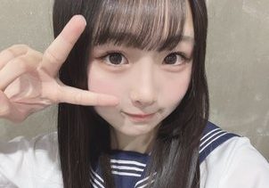 制服杉本りいなさん「現役JKでした🤍」