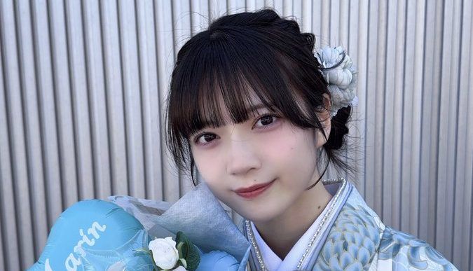 坂本真凛さん「大学を卒業しました！🎀🤍」