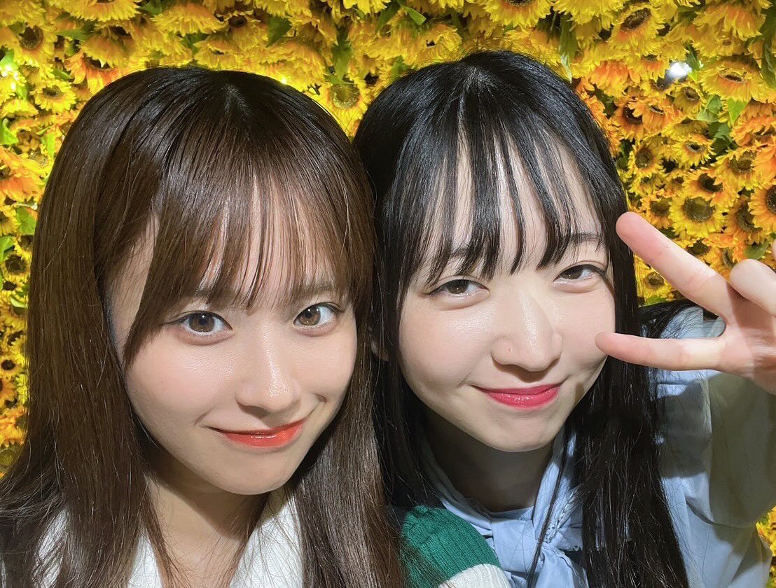 みおここは（西井美桜、奥野心羽さん)とひまわり