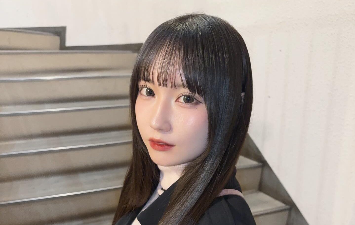 SKE48 大村杏、黒髪ぱっつんロング姿がかわいい！「ロック画面に最適！」の画像も